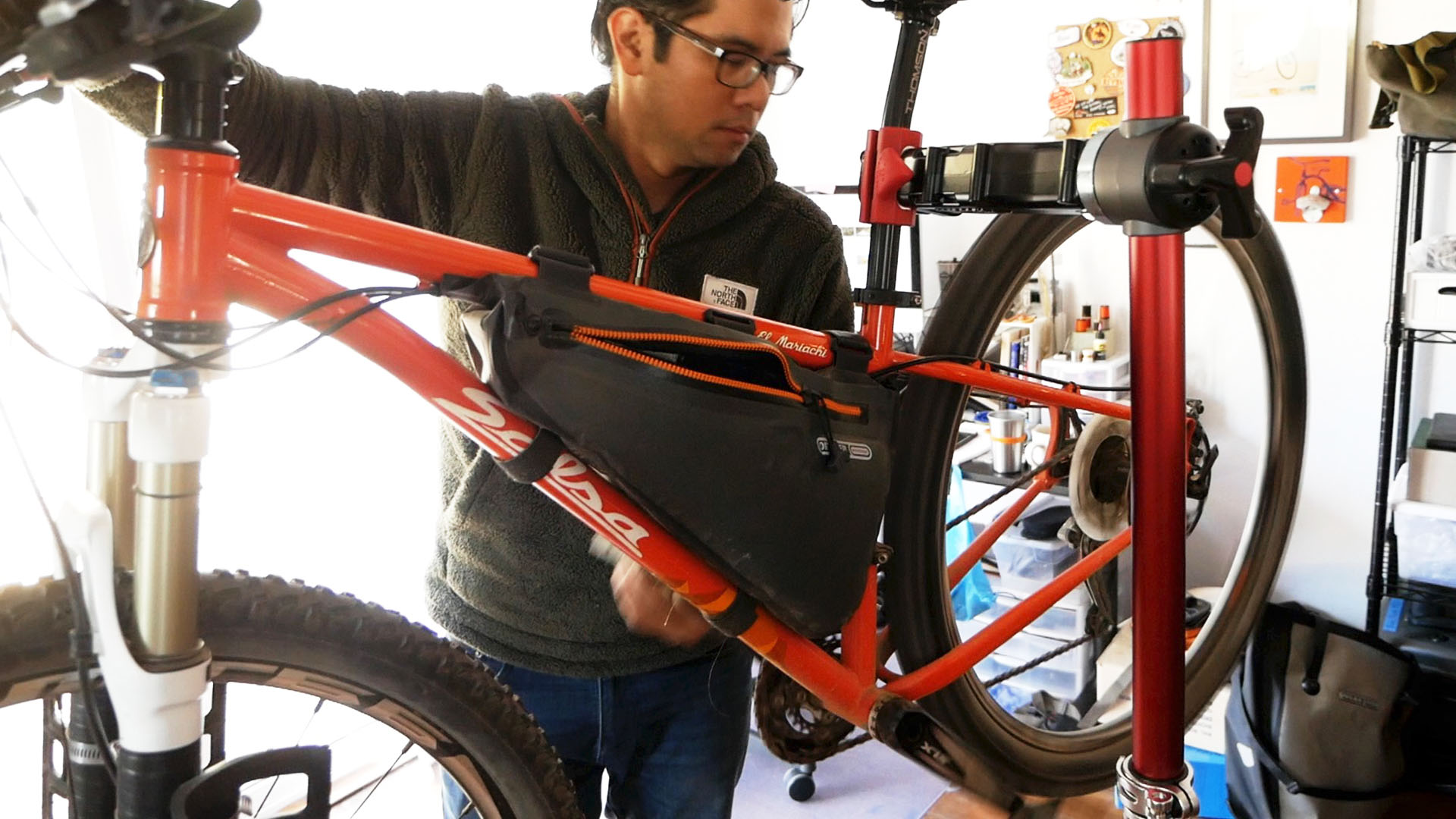 Review Feedback Sports Pro Elite Repair Stand The Path Less Pedaled